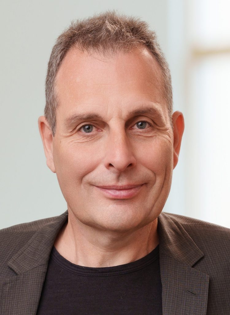 Photo of Prof. Dr. Thomas Ostermann